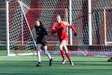 Bild 37 - wBJ VfL Pinneberg2 - Eimsbuttler TV 3 : Ergebnis: 5:0